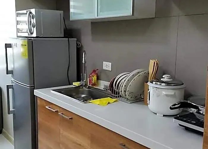 U607 Sunshine100 1bedroom 65inchestv Wifi Swimming Pool Manila